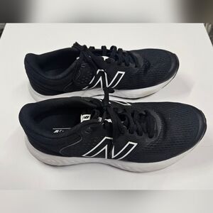 New Balance Women's Shoes Size 9.5
